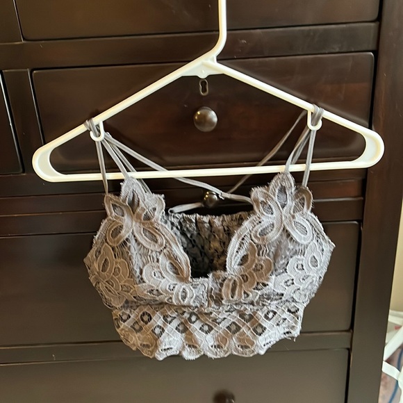 Bralette, large, with padding. - Picture 1 of 2